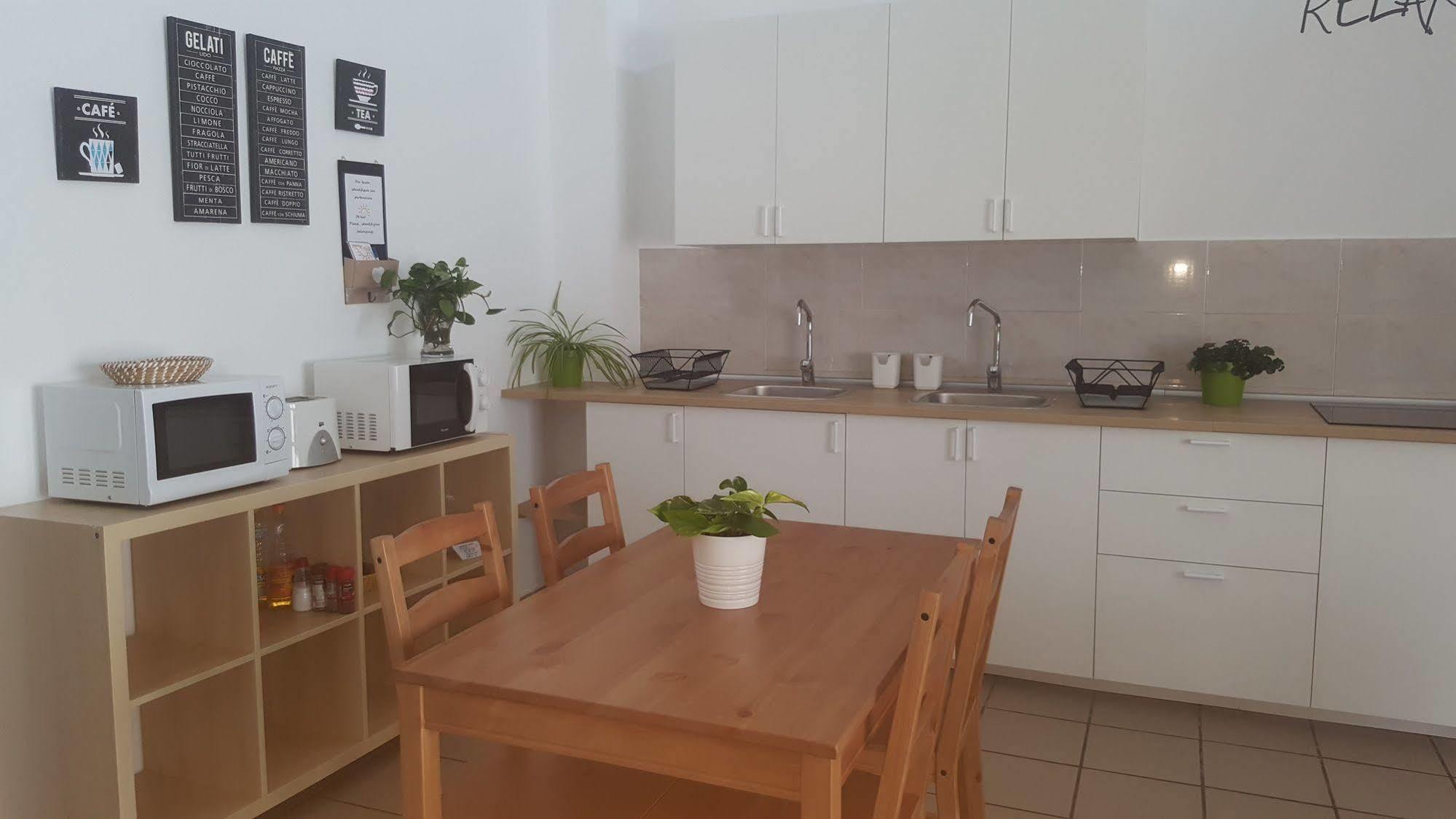 Ciw Hostel Pozo Izquierdo Εξωτερικό φωτογραφία